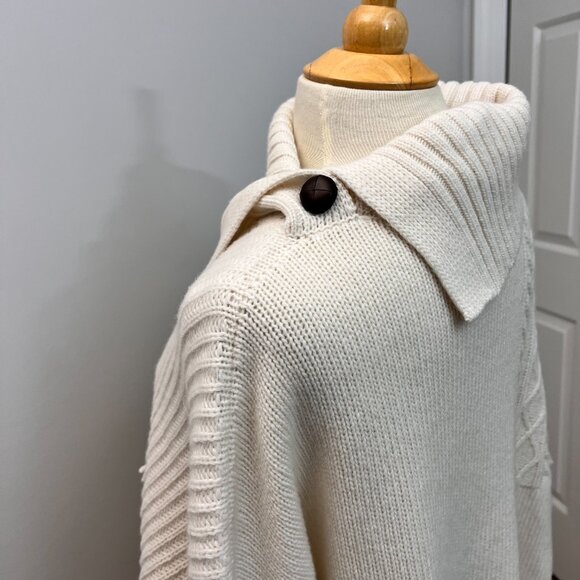 Weekend Max Mara Faiti Fringe Turtleneck Sweater Ivory Wool Oversized Sz XL - Picture 2 of 13